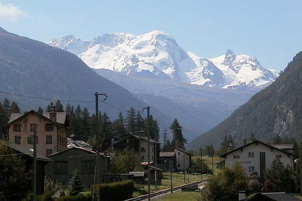 Aussicht von Balkon Richtung Zermatt